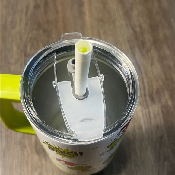 Dr. Seuss Grinch 40 oz Tumbler with Handle, Lid and Straw - Picture 5 of 7